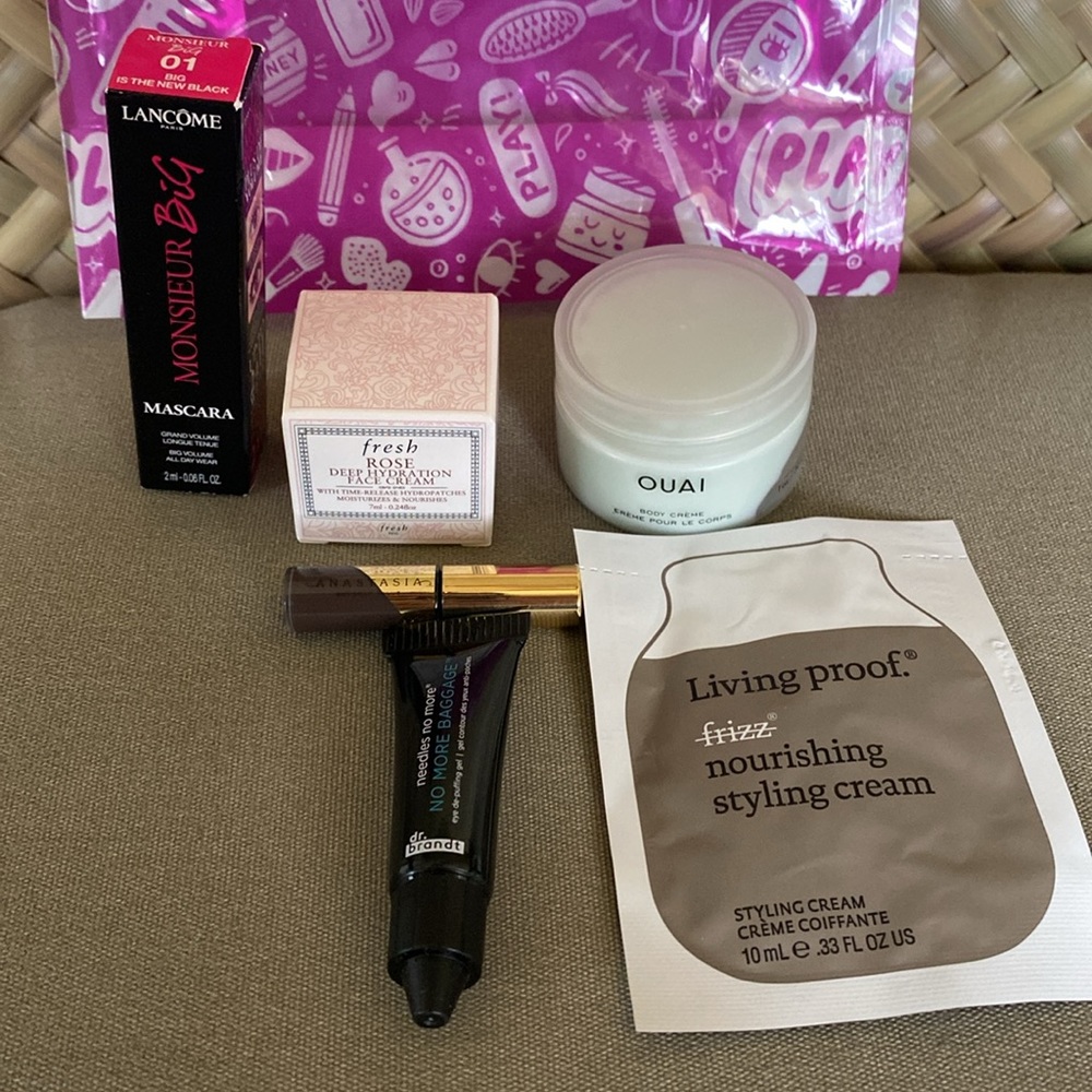 NWT PLAY! BY SEPHORA SUBSCRIPTION BOX